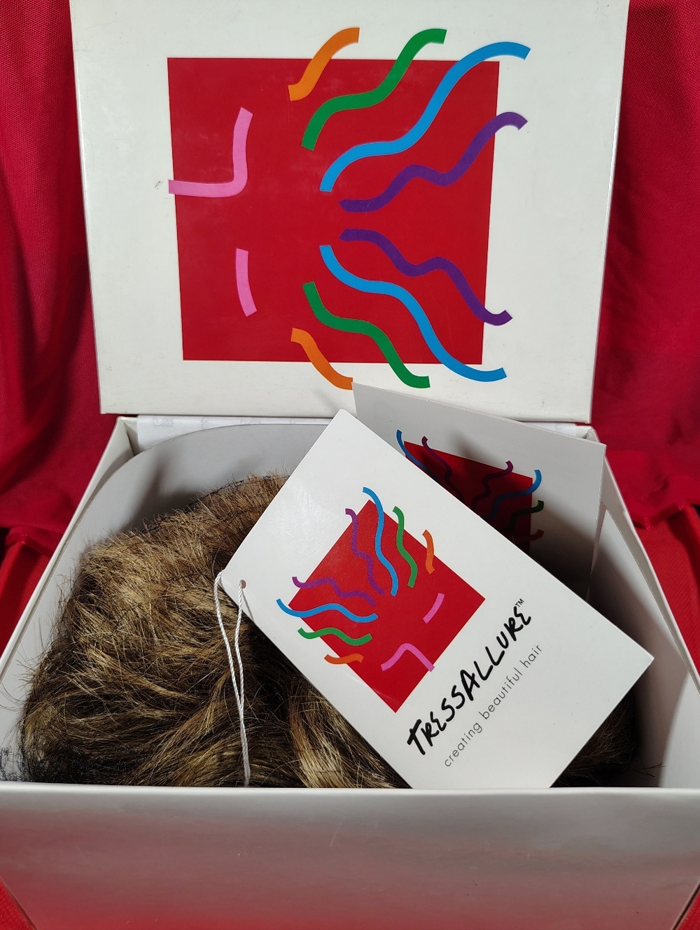 TressAllure Razor Cut Shag Wig Buttered Toast 24/18T Heat Friendly NIB NWT Merci
